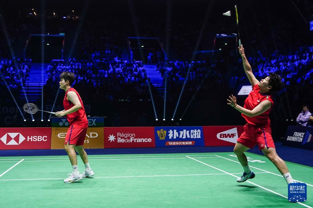 更展现了他 更展现了他