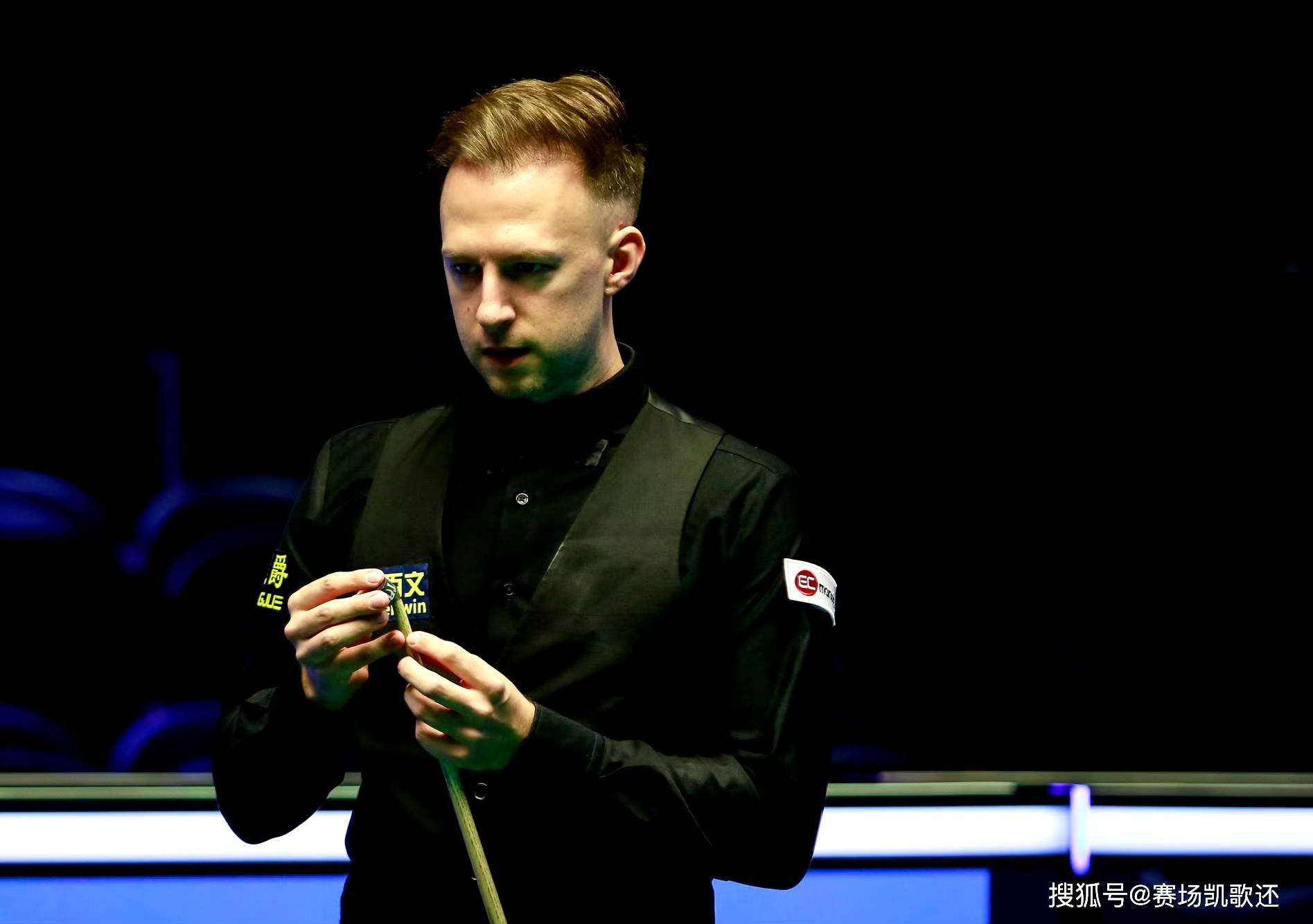 在短短48 在短短48