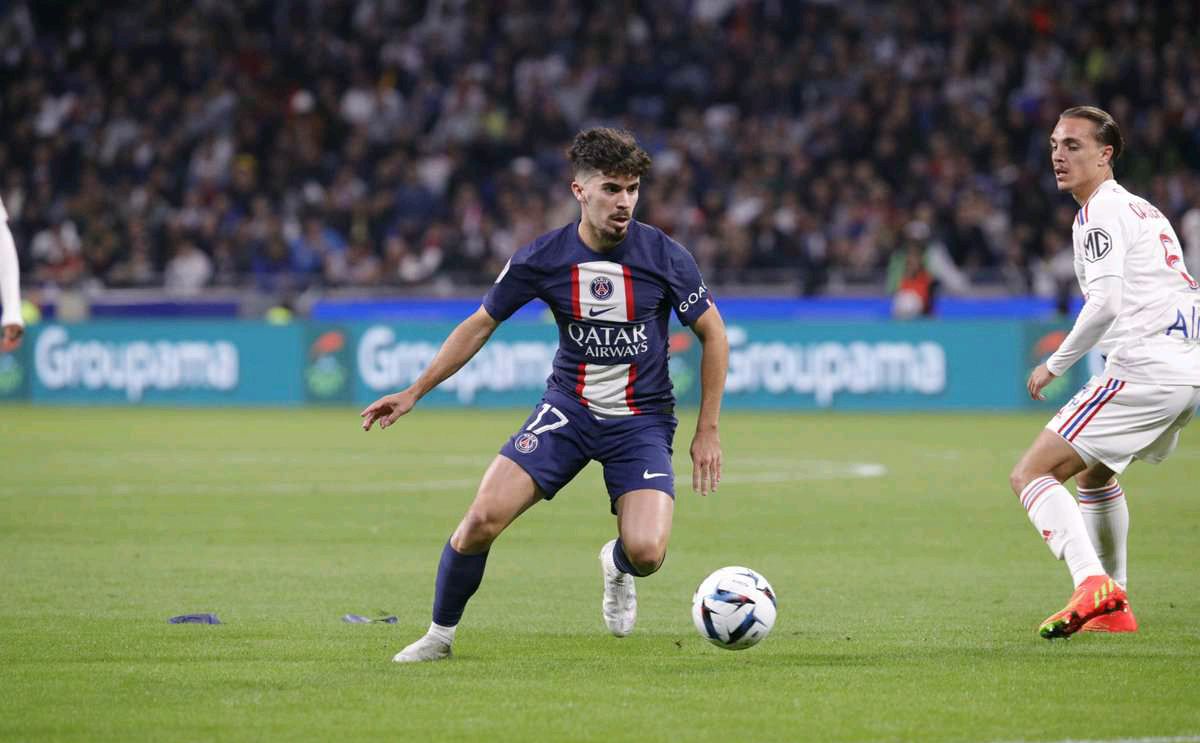 战2小时 战2小时