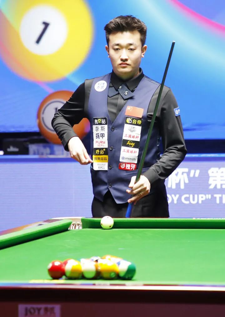 座现代化球 座现代化球